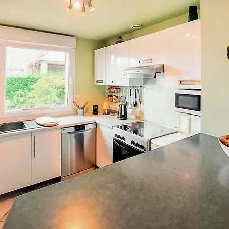3 Bedroom Amazing In Téteghem