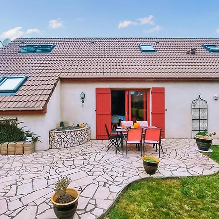 3 Bedroom Amazing In Téteghem